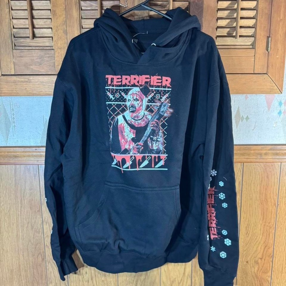 Black and red Christmas Terrifier hoodie Size Large NWT